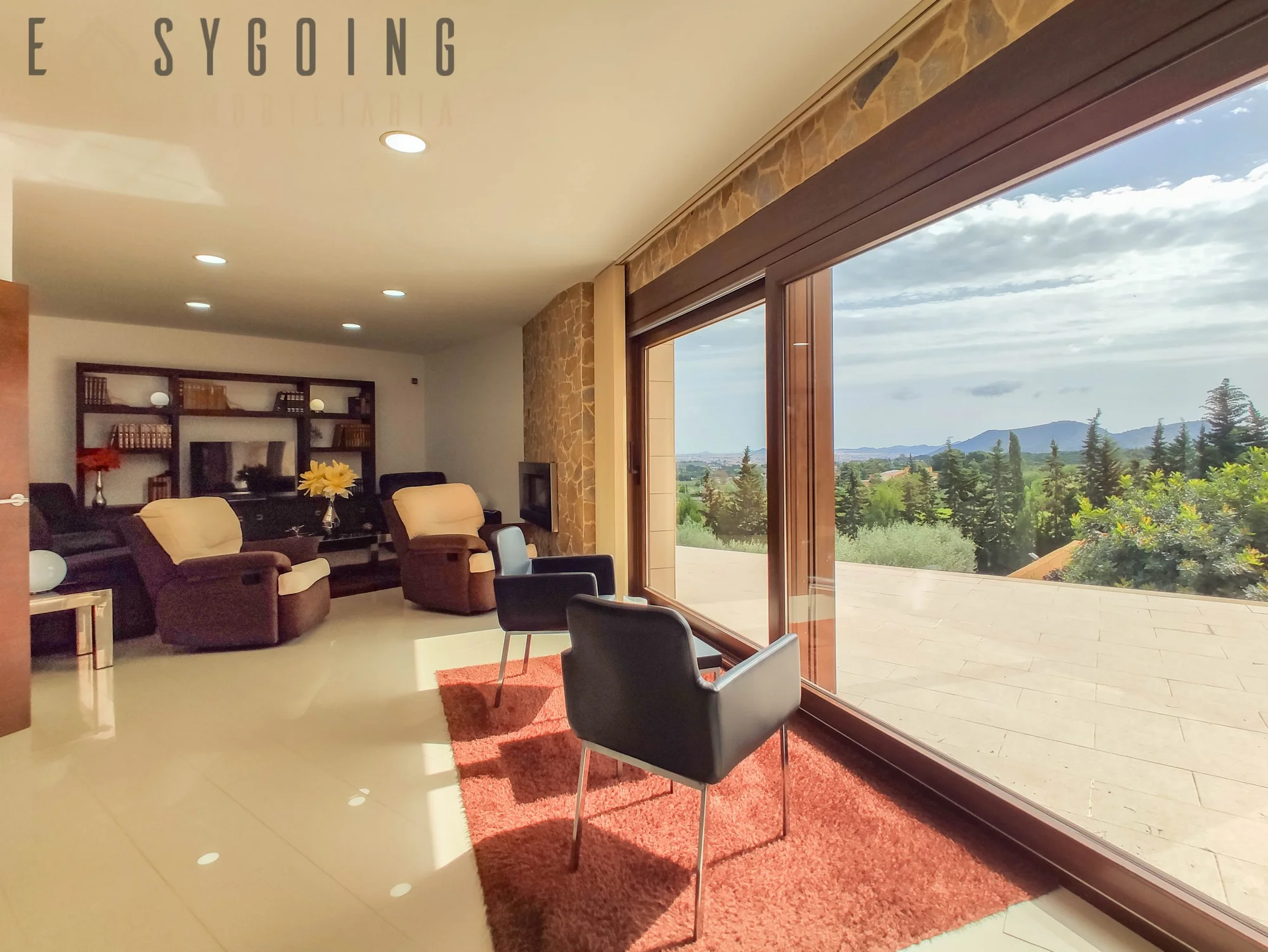 Refurbished villa in Canteras, 4 bedrooms