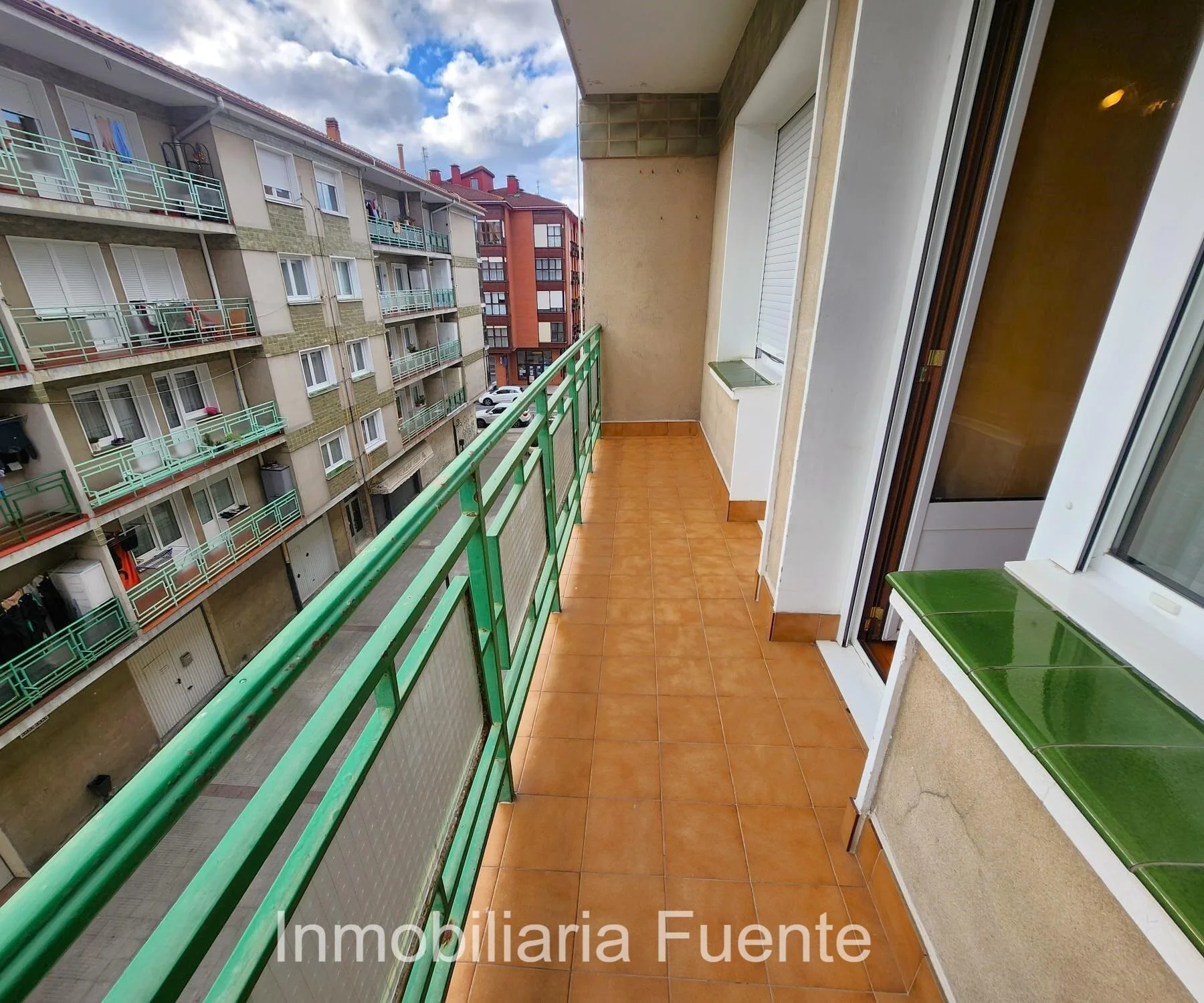 Central Zalla flat with balcony