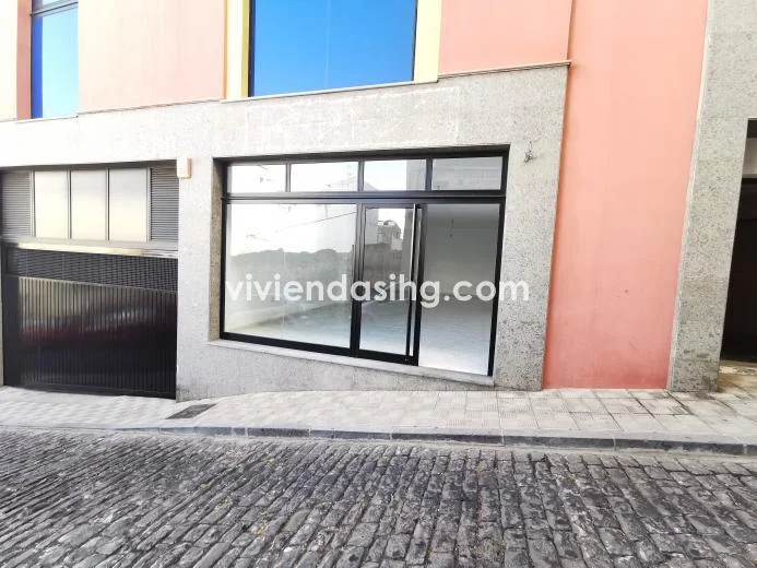 Local comercial luminoso de 111 m² en Icod