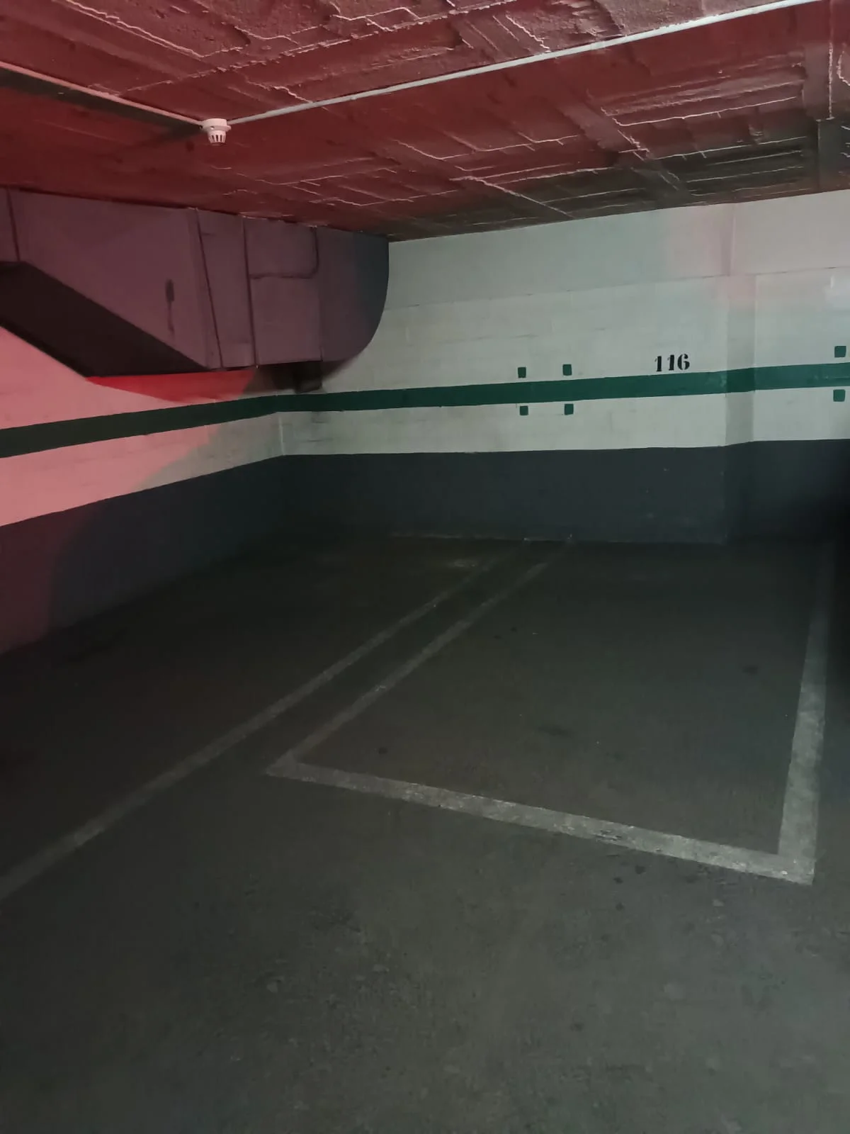 Two-space parking investment in Collblanc