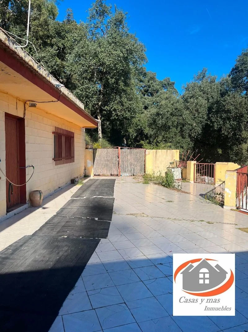 Sierra Espadán chalet with conversion potential
