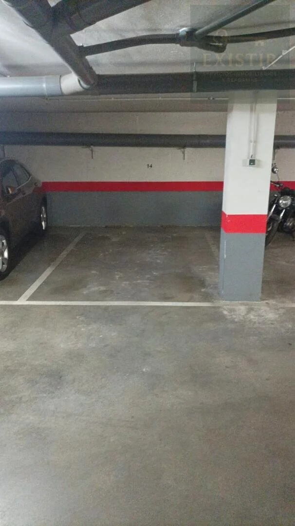 Plaza de garaje amplia en sótano en Palencia