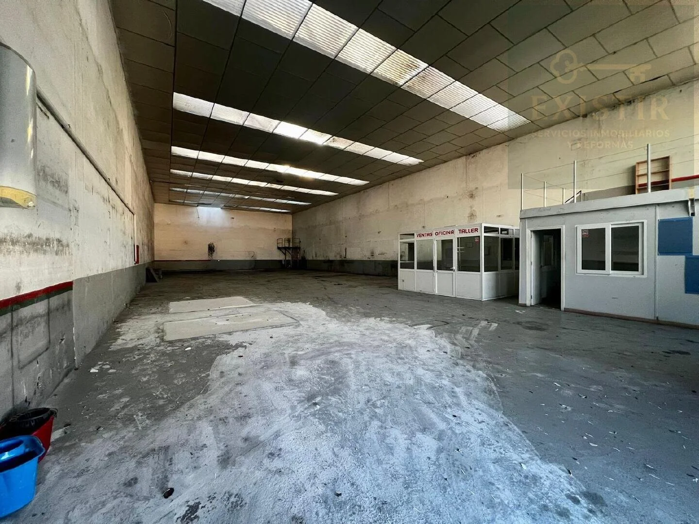 Nave industrial en Palencia, 525 m2 en parcela de 600 m2