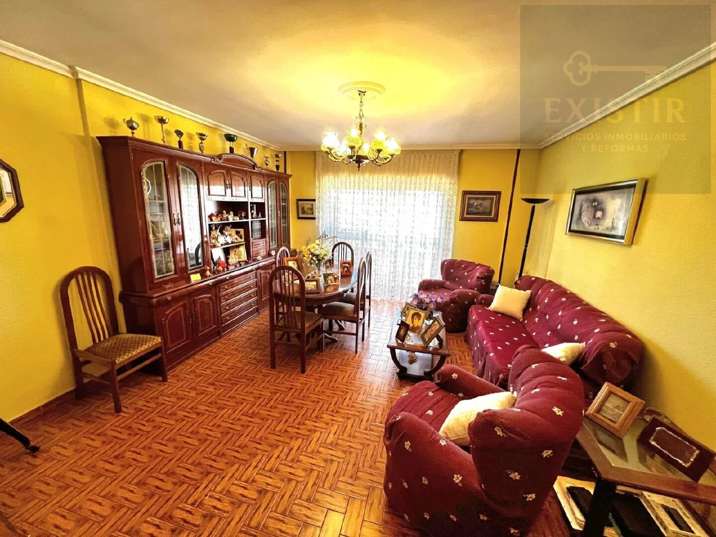 Spacious 3-bedroom flat with garage in Magaz de Pisuerga