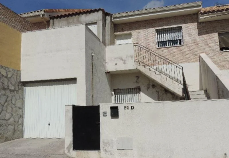 Occupied townhouse in Yeles, 235 m²