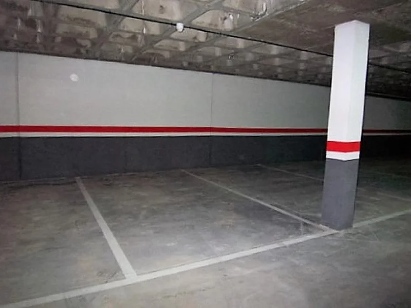 Enclosed 12 m² garage in Seseña
