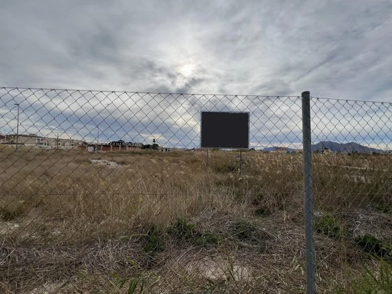 Terreno urbanizable en Almoradí, 9.236 m² edificables