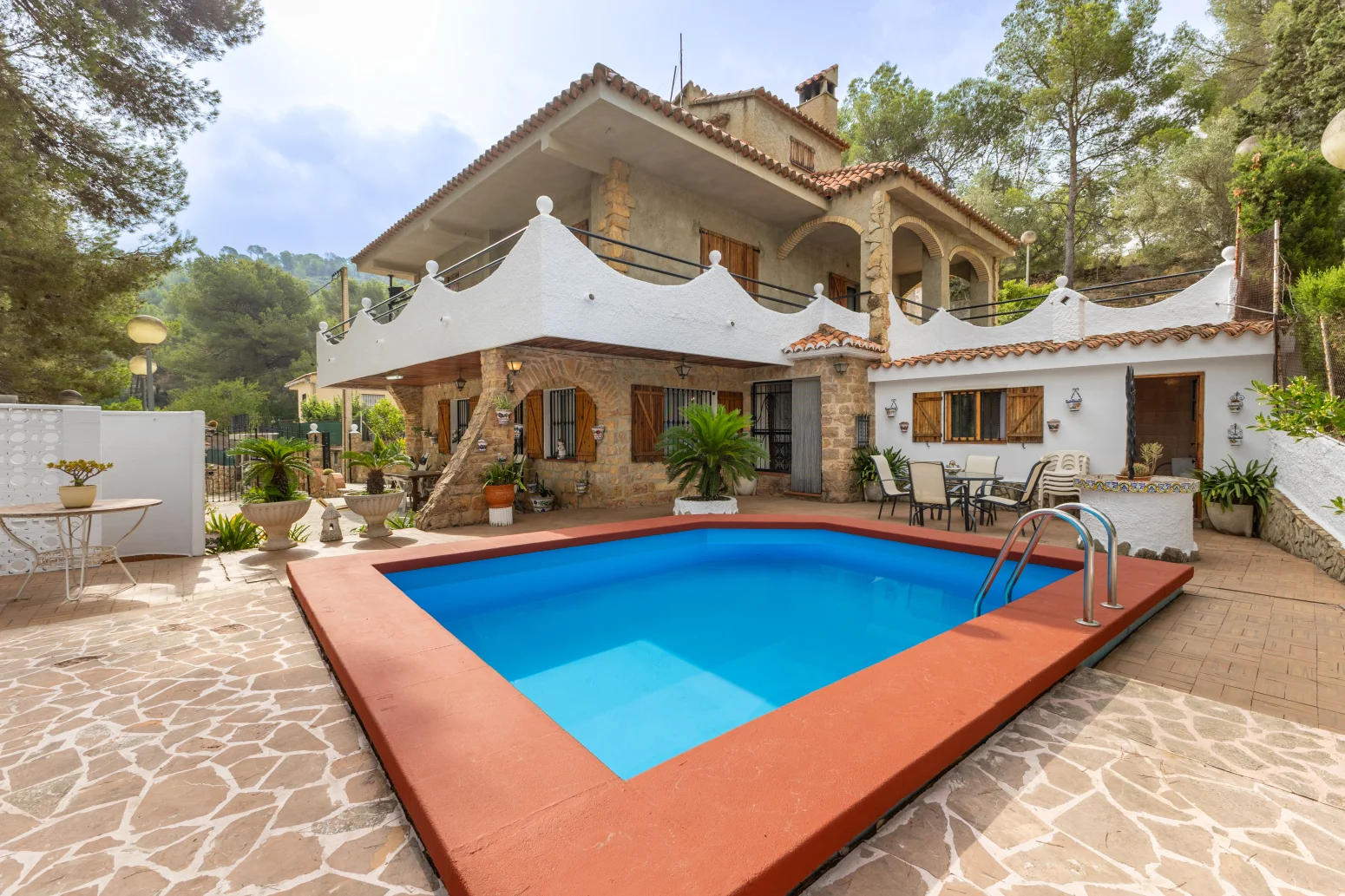 Private pool chalet near Sierra Calderona