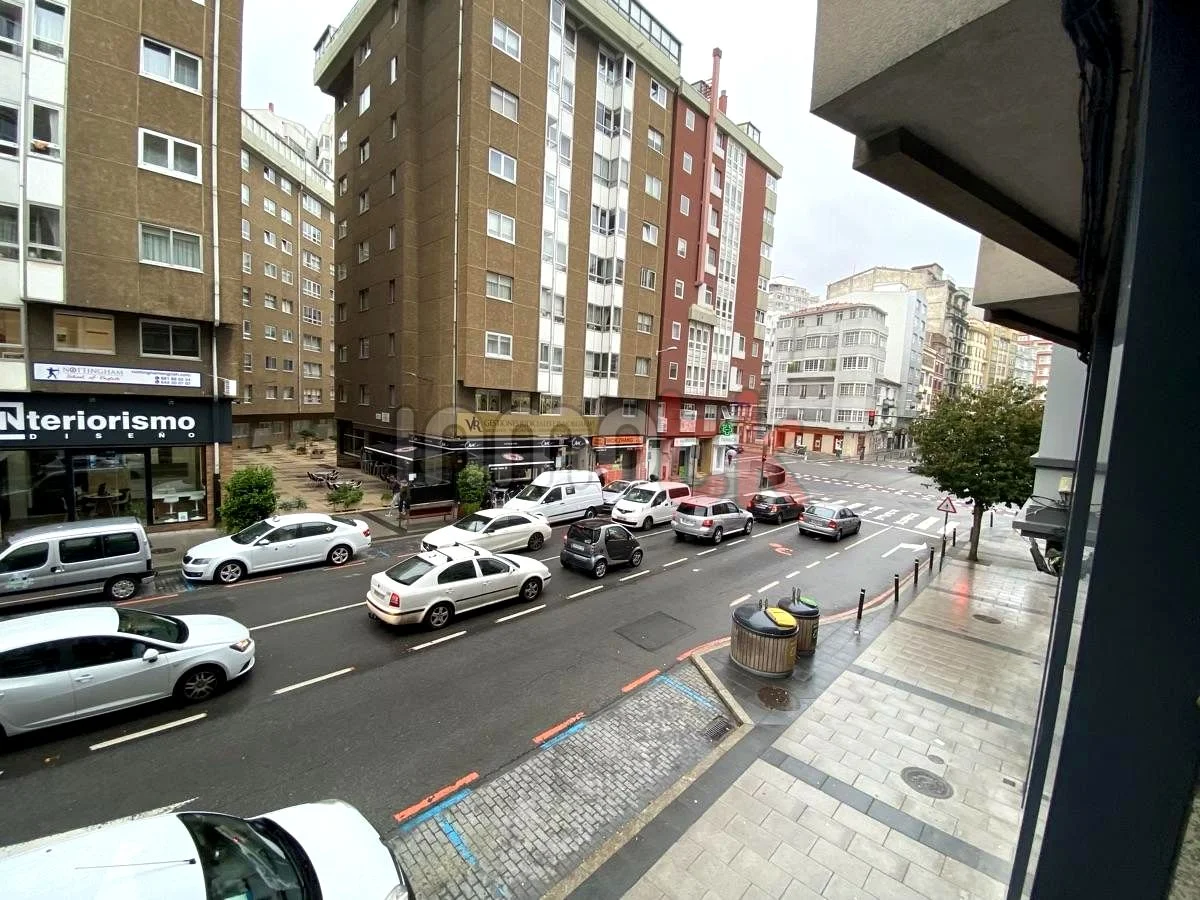 Oficina exterior junto a juzgados, 150 m²
