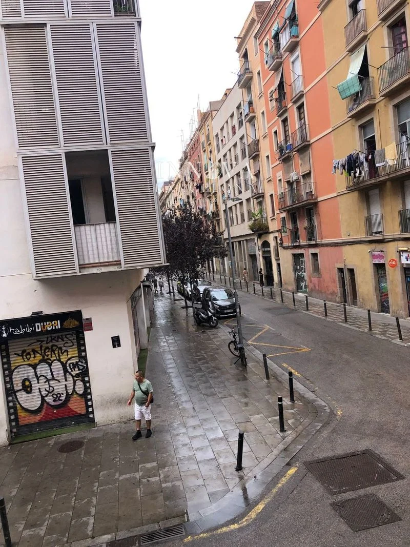 Piso histórico en Barcelona, siete cocinas