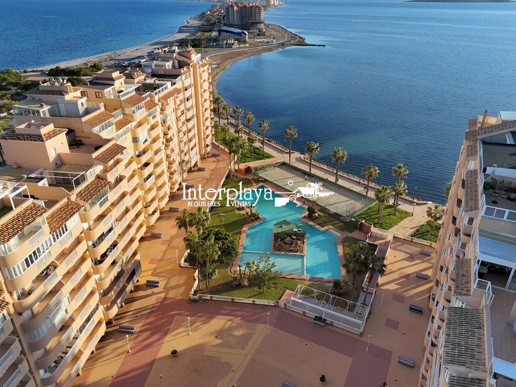 Mar Menor duplex with communal pool