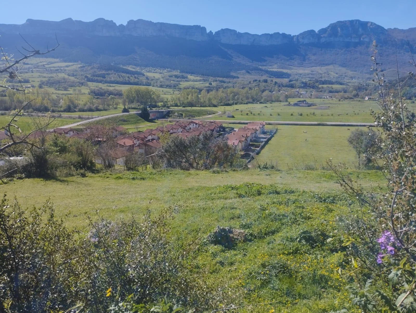 Urban plot near Valle de Mena centre