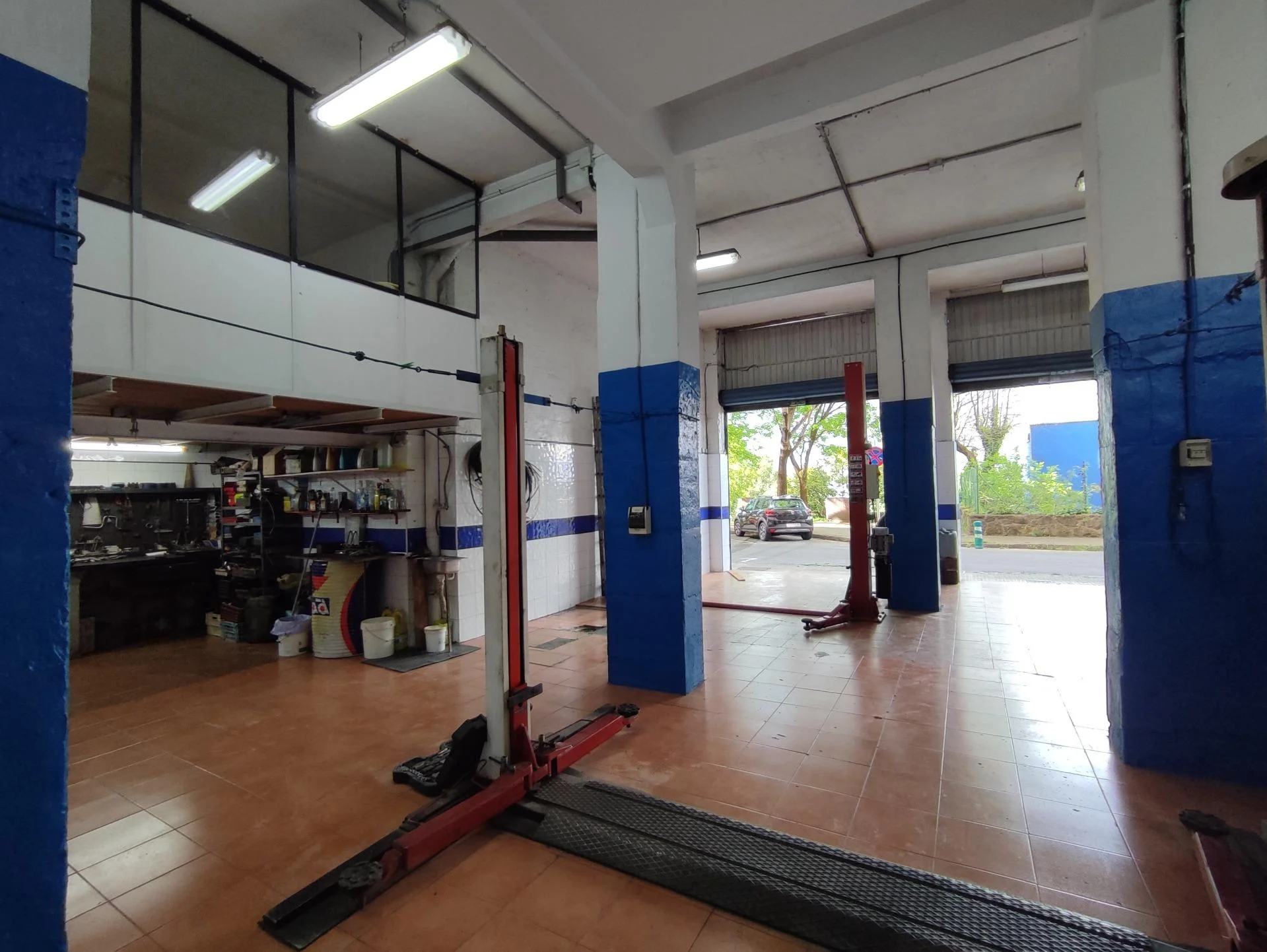 Taller versátil en Sestao, 108 m²