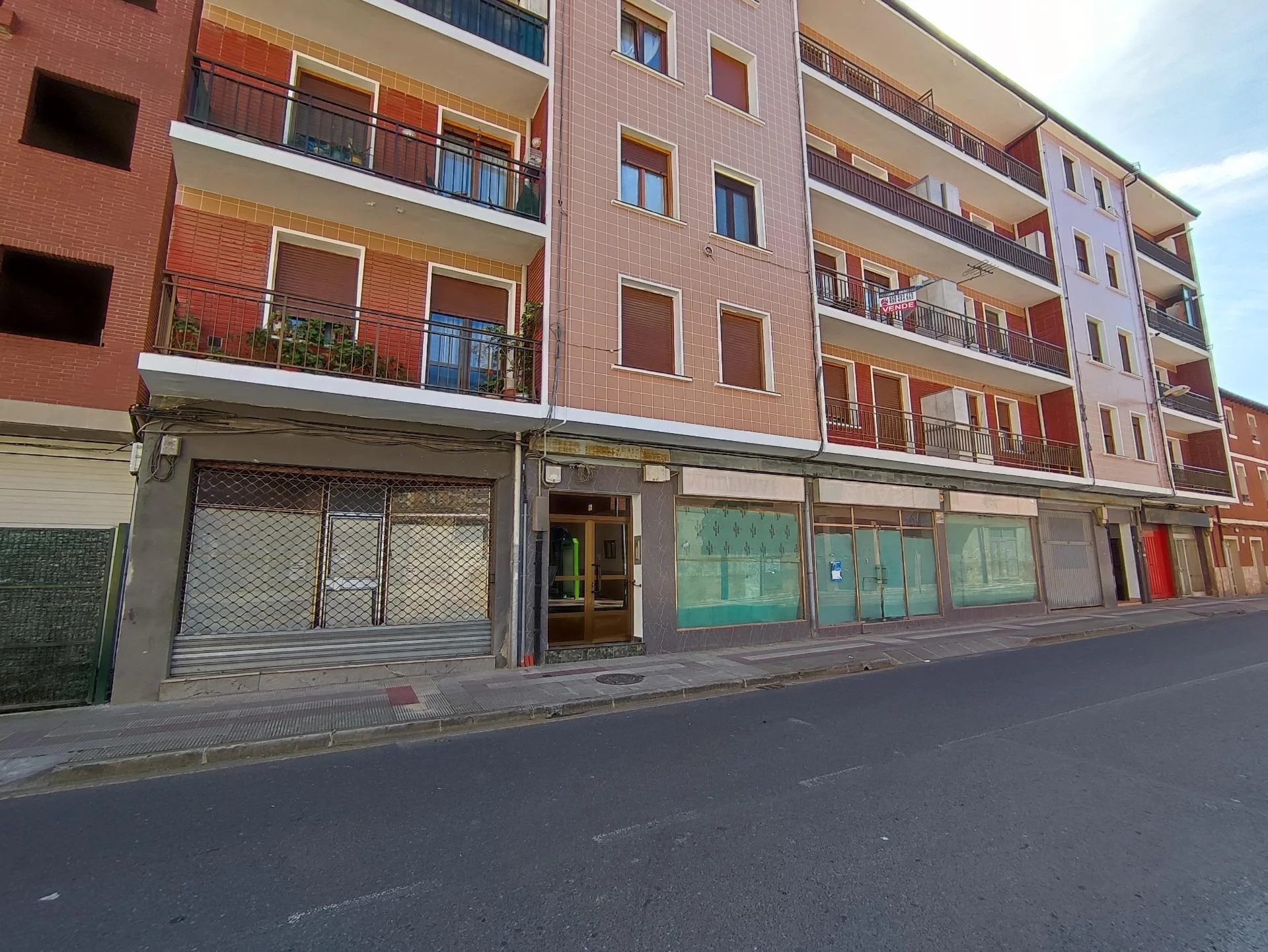 Local comercial en Aranguren, Zalla