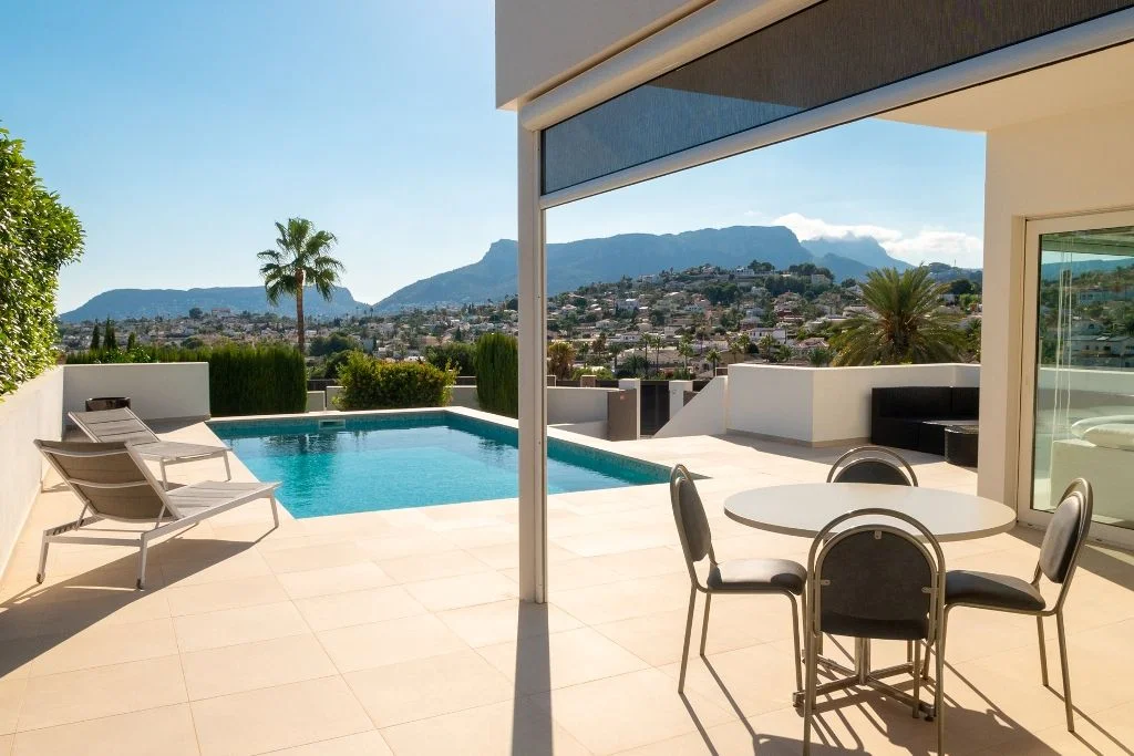 Modern Calpe villa with sea views