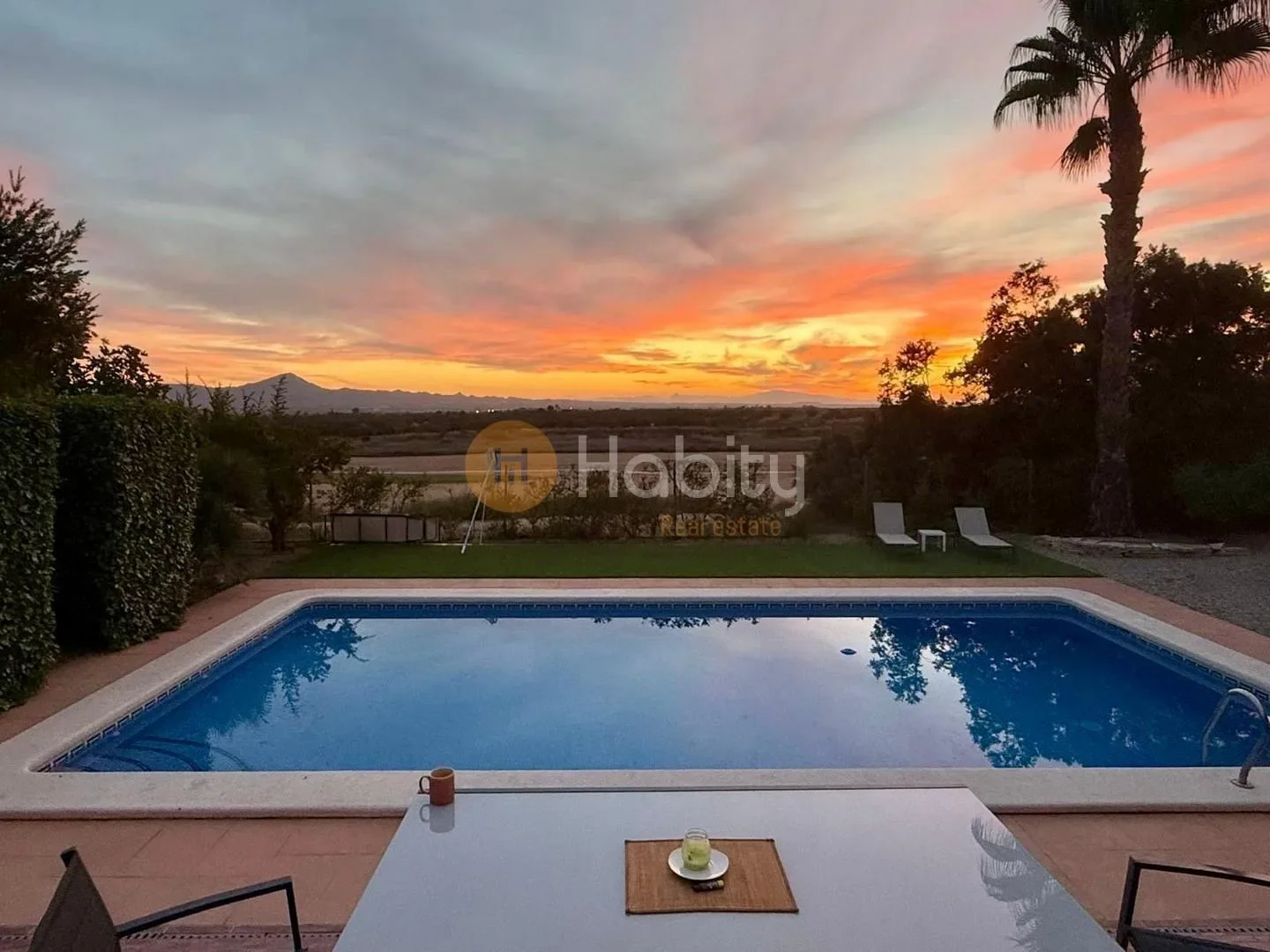Villa en primera línea de golf con piscina privada