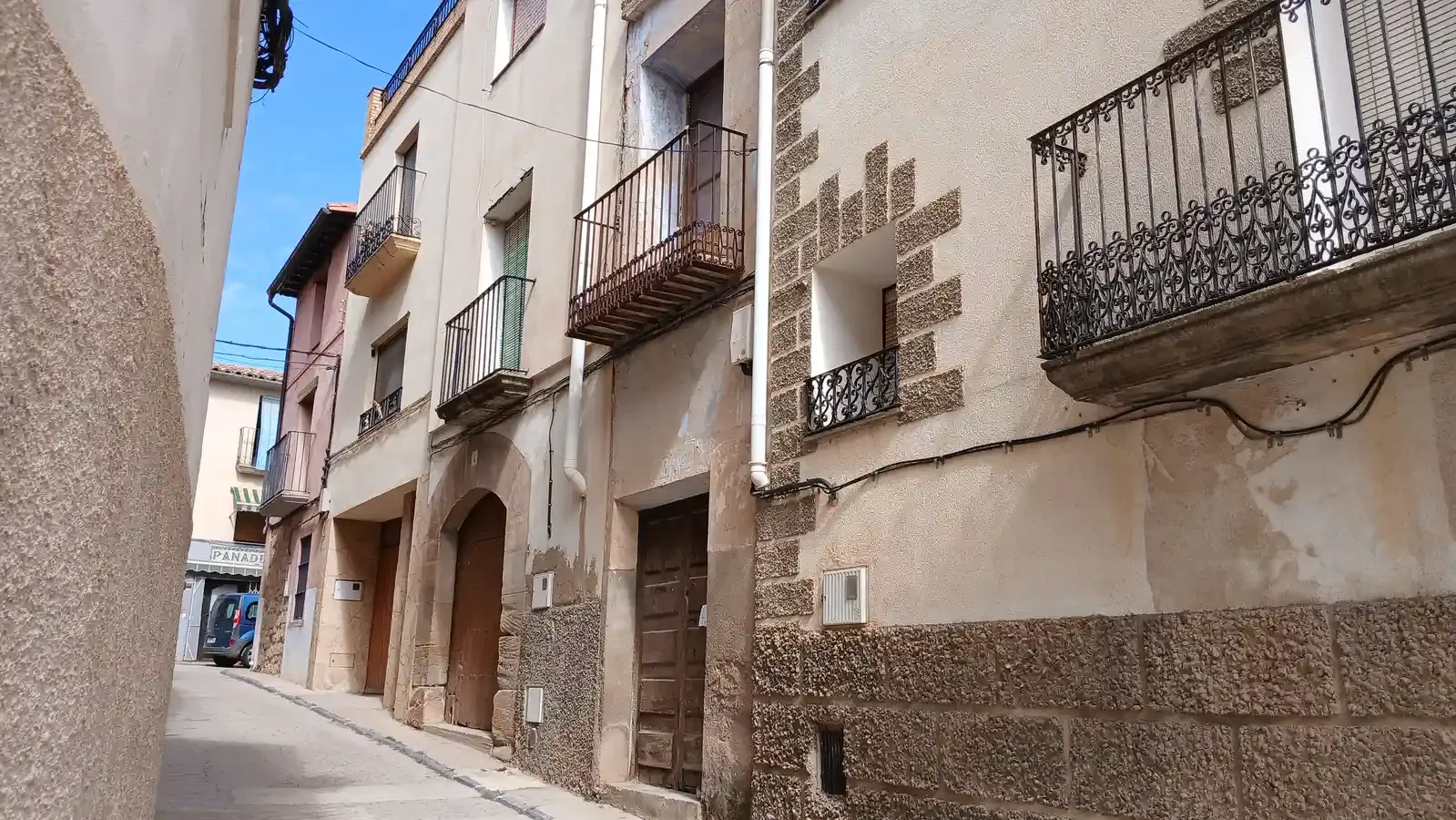 Casa de 242 m² para reformar