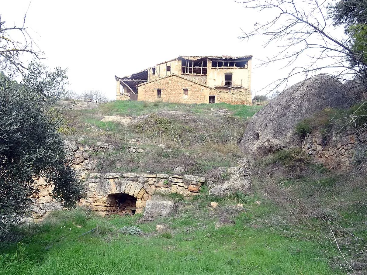 15-hectare masía restoration finca