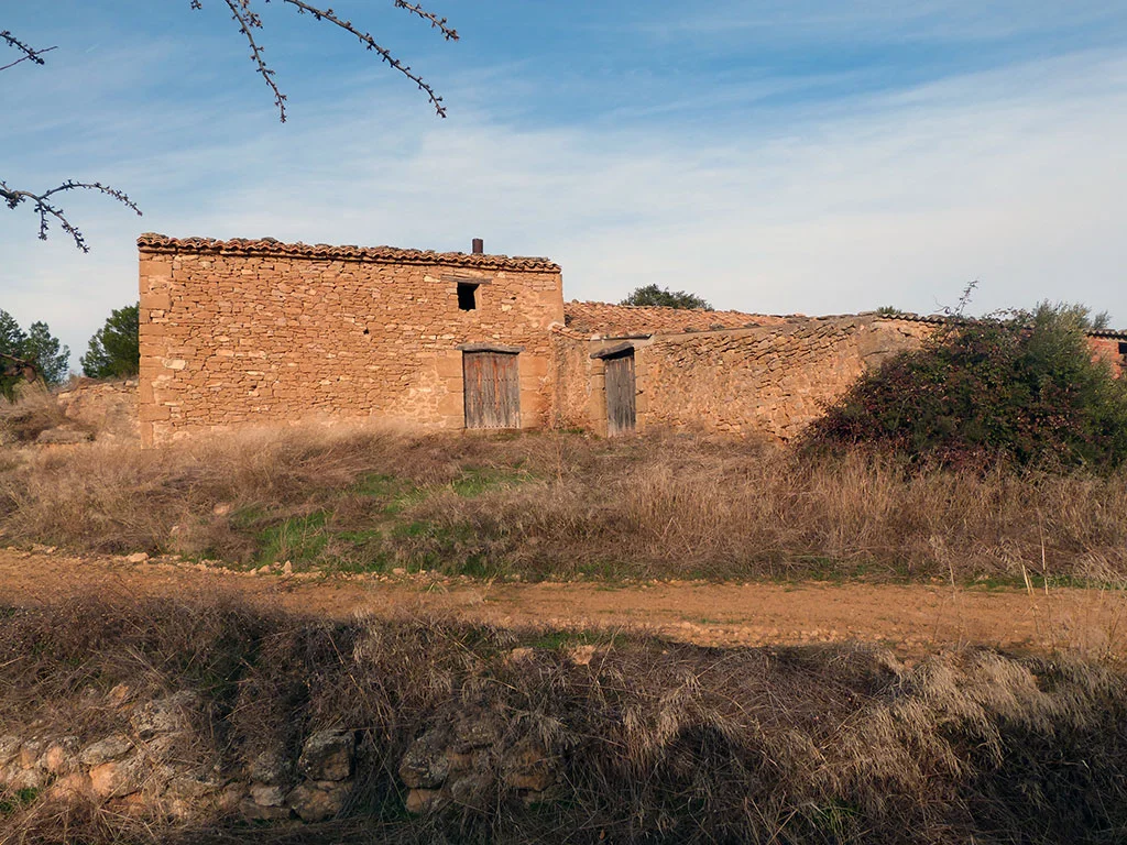 Finca rústica de 32 hectáreas con olivos