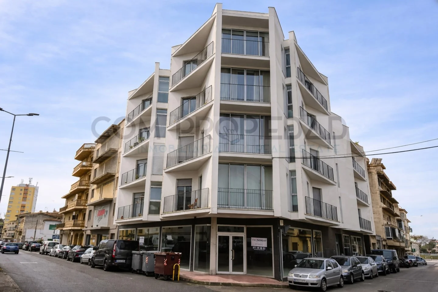 Local comercial esquinero de 377 m² en Manacor