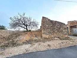 Urban plot near La Barona, 357 m²