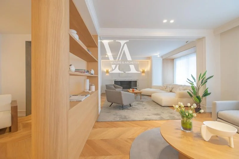 Piso reformado en Salamanca con cuatro suites