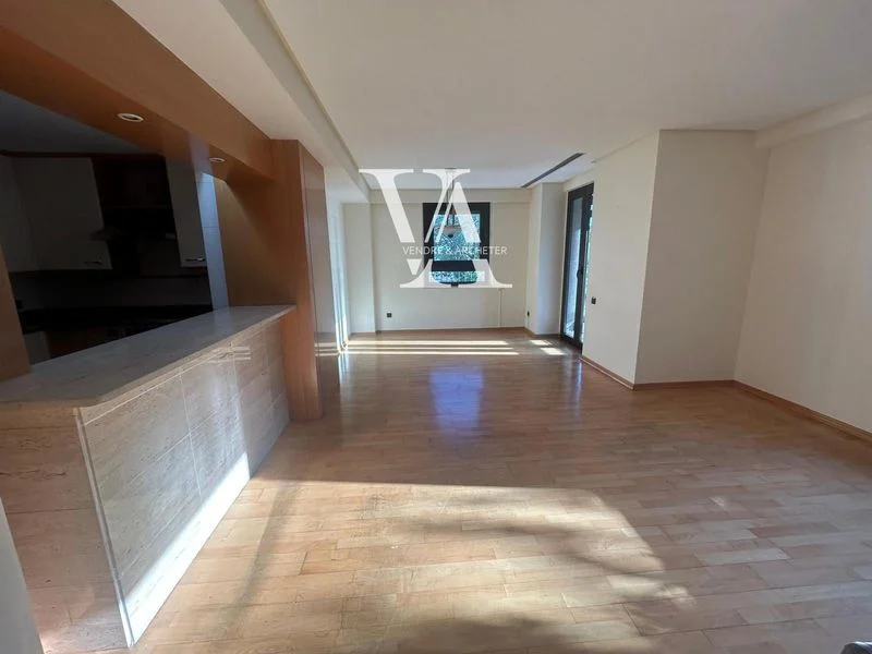 Piso reformar en El Viso, 139 m²