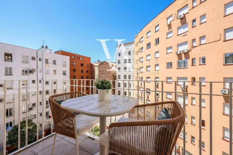 Piso reformado en Salamanca, 3 dormitorios