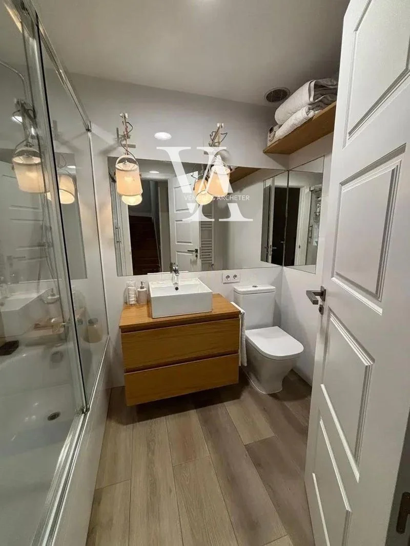 Piso en Salamanca con tres dormitorios en suite