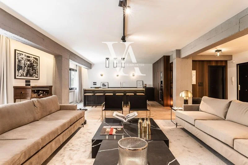 Piso reformado en Salamanca, 272 m²