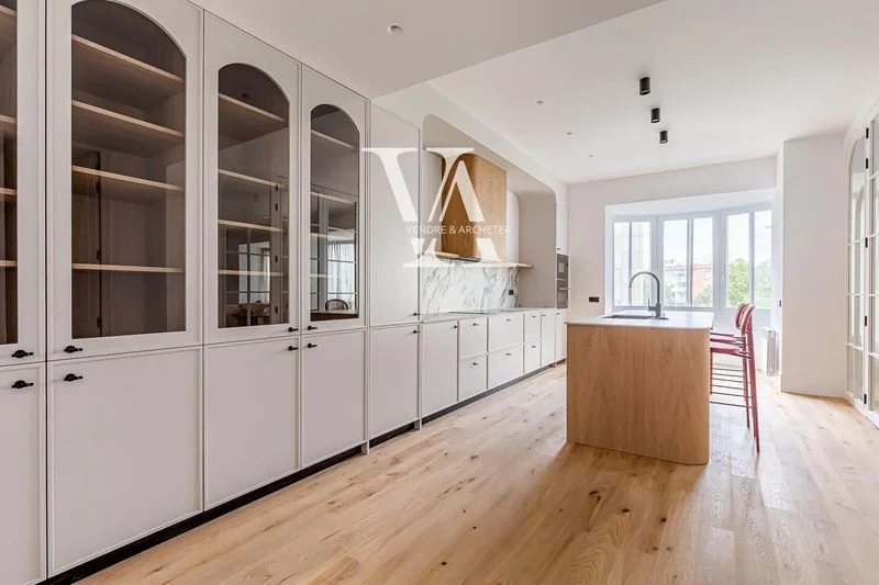 Piso reformado en Salamanca, 304 m²