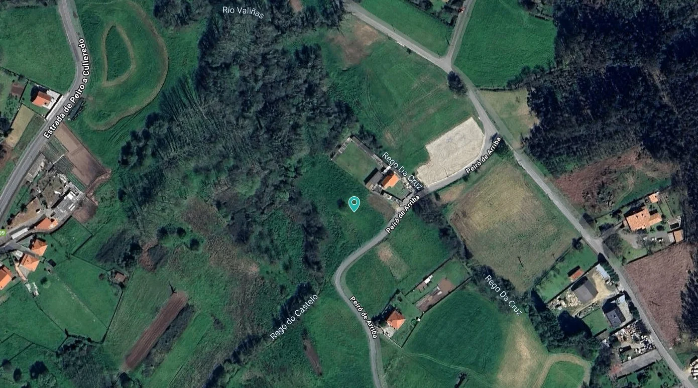 Terreno rústico en Cortiña, 415 m²