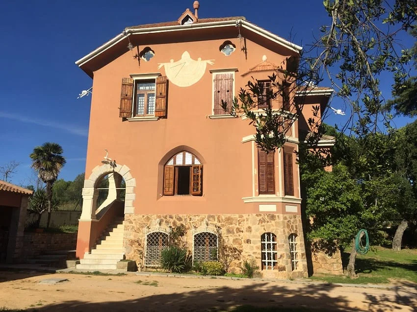 Finca histórica en Girona con casa de invitados