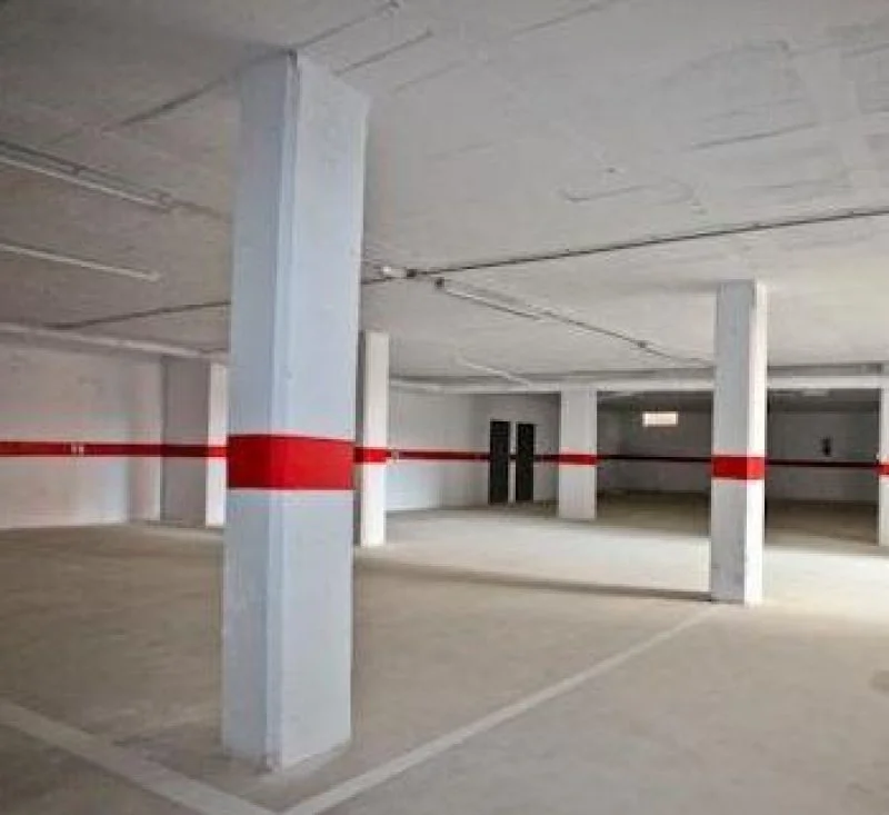 Plazas de garaje cerradas en Impulsa