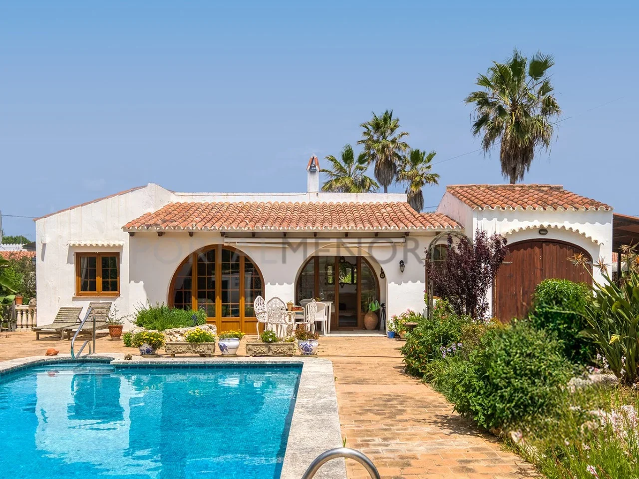 Private pool chalet in Trebalúger