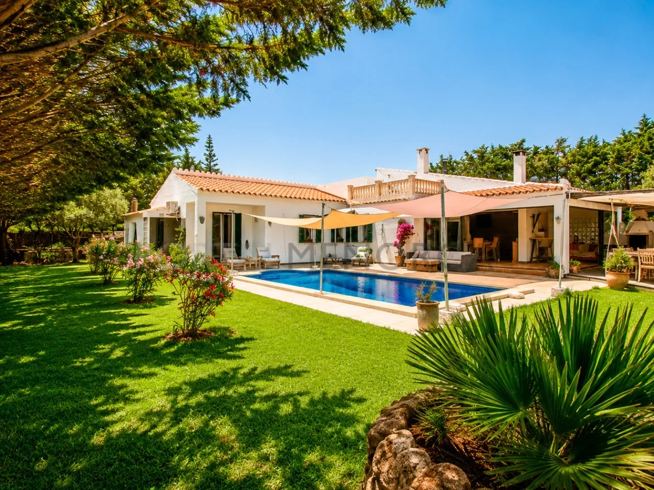 Seaview villa with 230 m²