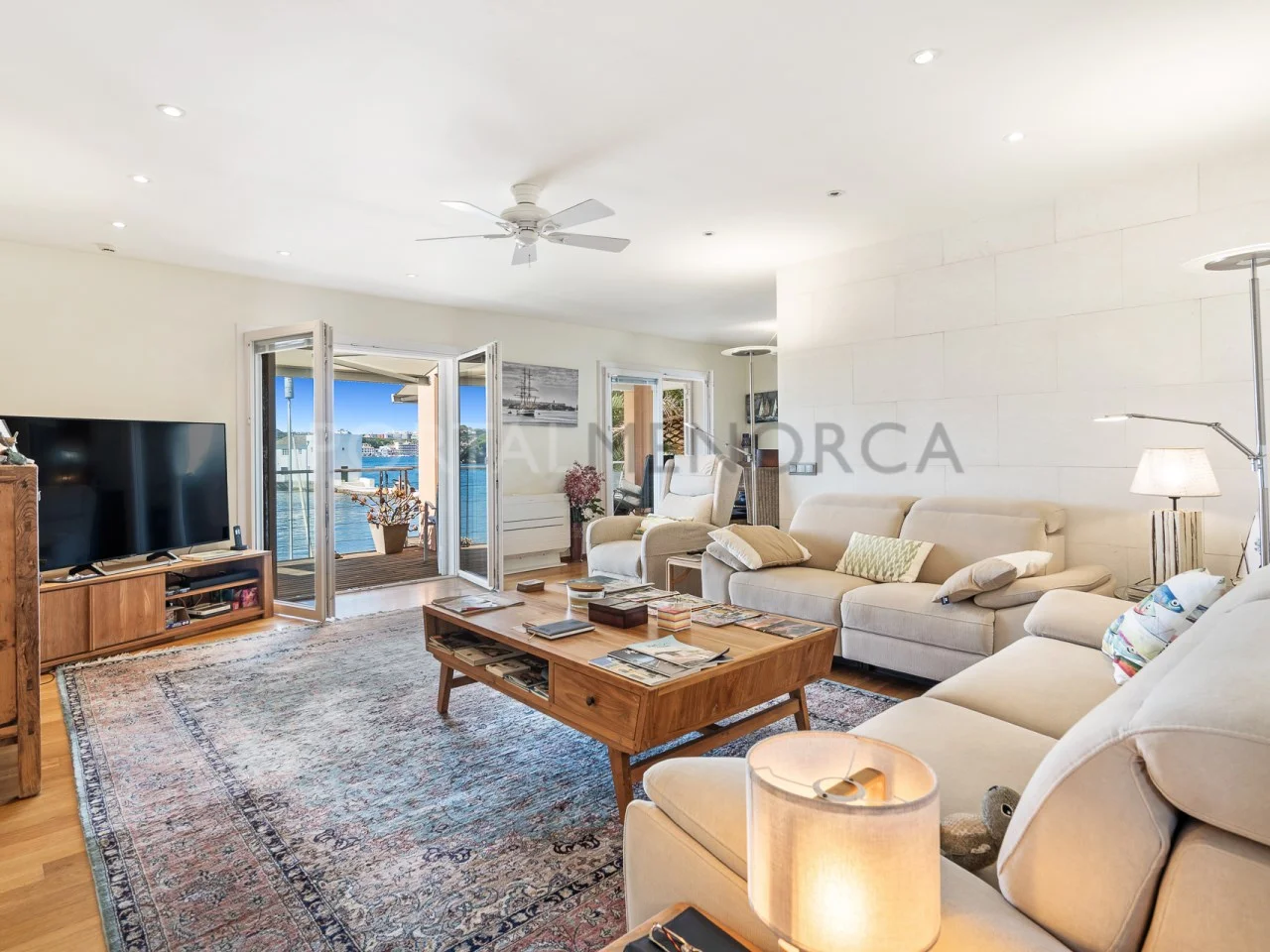 Renovated waterfront house, three bedrooms