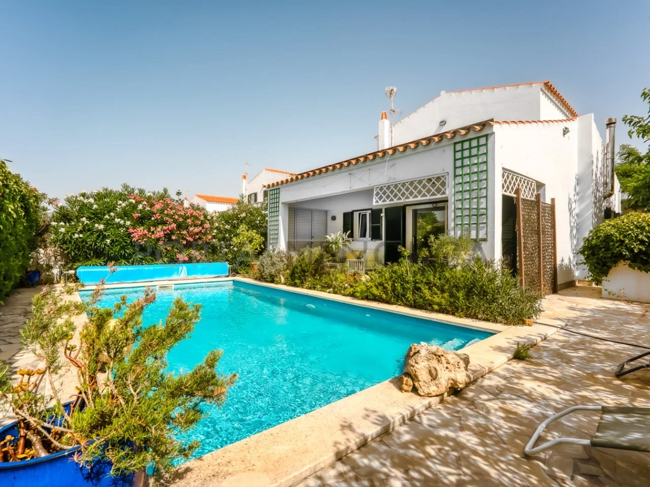 Villa moderna en Trebalúger, 3 dormitorios