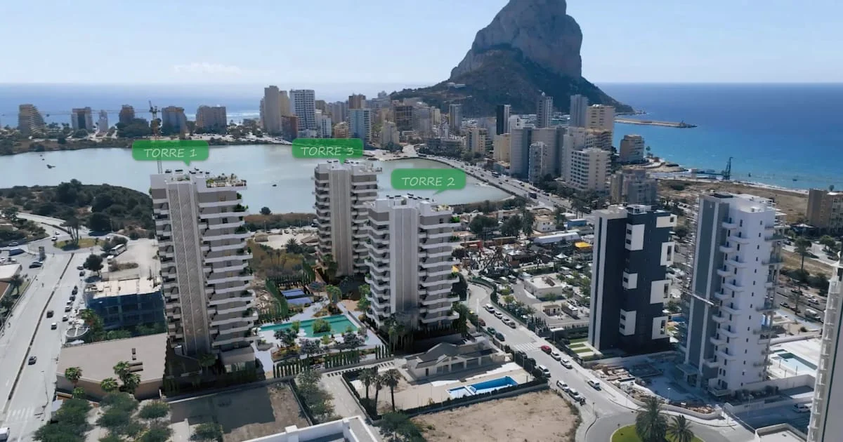 New-build Calpe apartment with sea views
