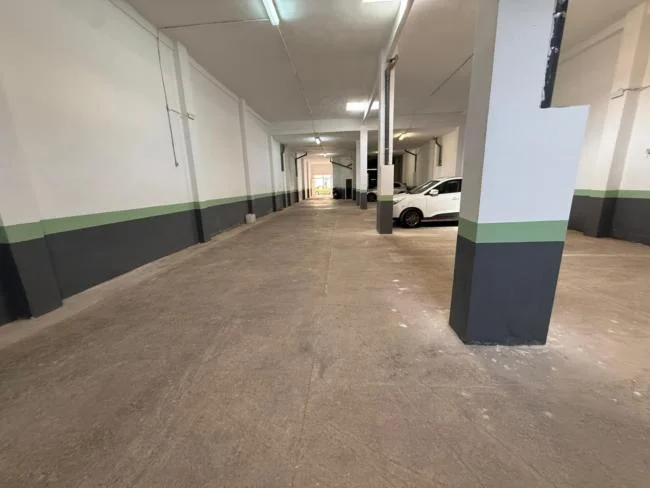 500 m² commercial unit in La Torre