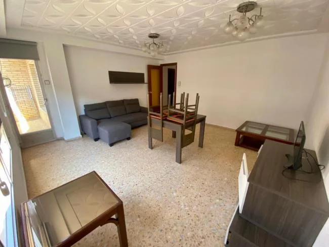 High-floor Valencia flat, four bedrooms