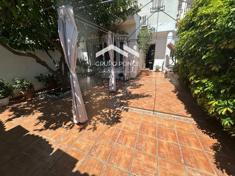 Jerez townhouse with four bedrooms
