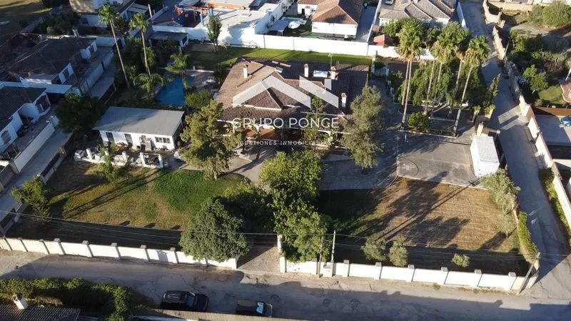 Chalet independiente en Campiña Serrano con jardín