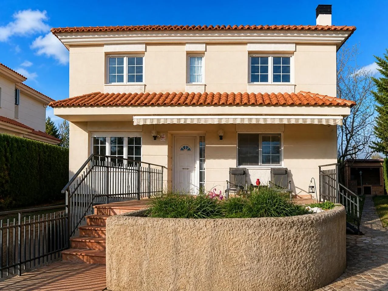 Chalet de 272 m² en Calatayud con jardín
