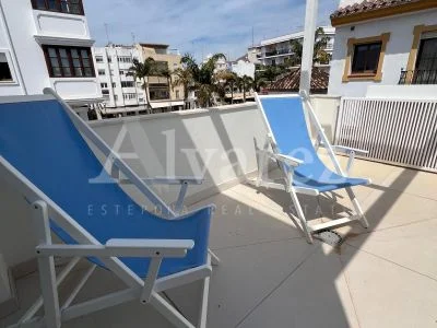 Adosado reformado en Estepona, dos dormitorios