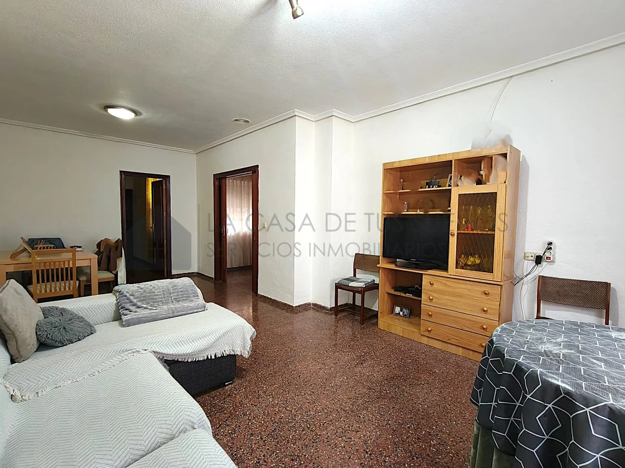 Casa céntrica en Elda con ampliación