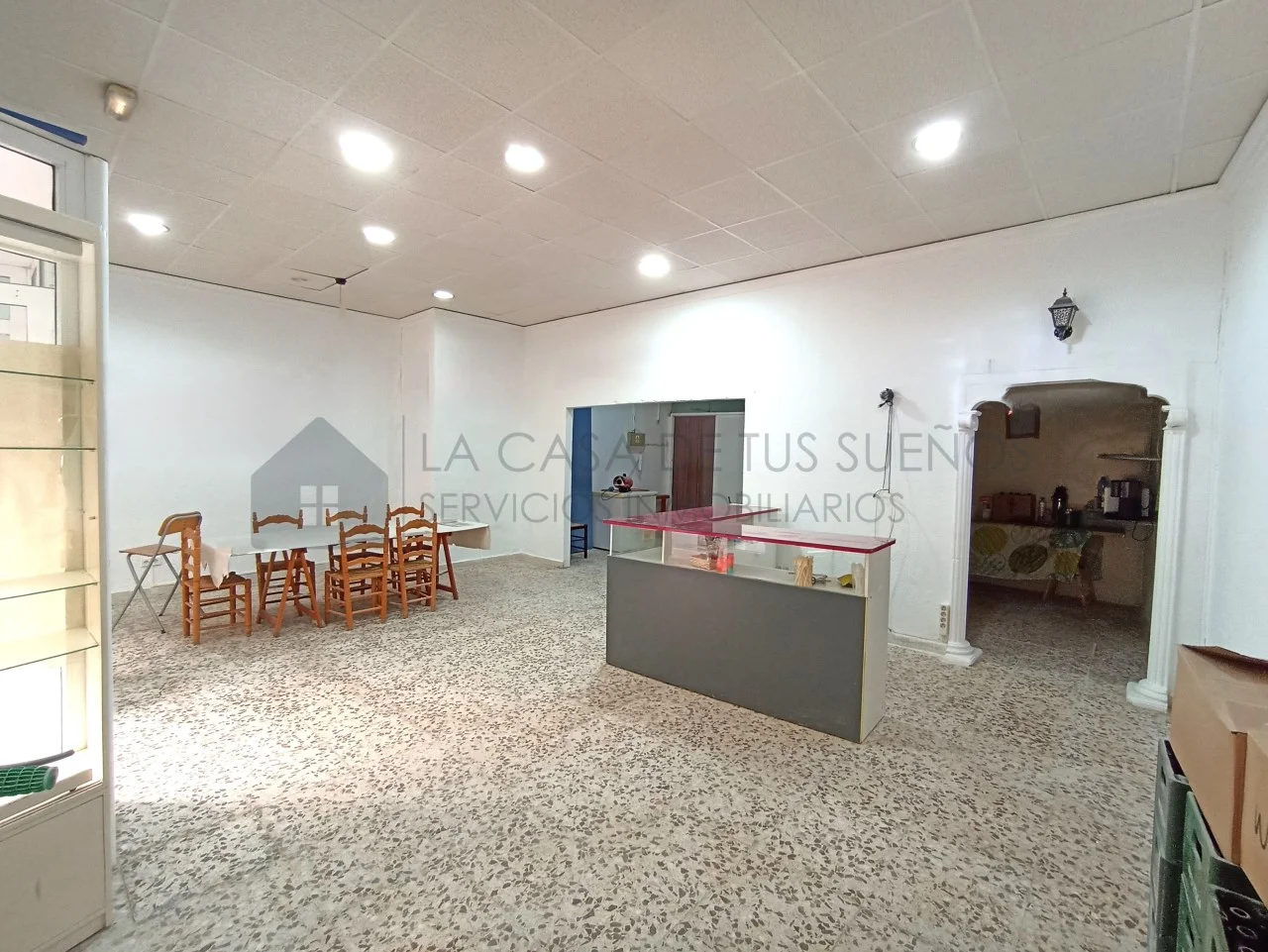 Central Sax commercial unit, 99 m²