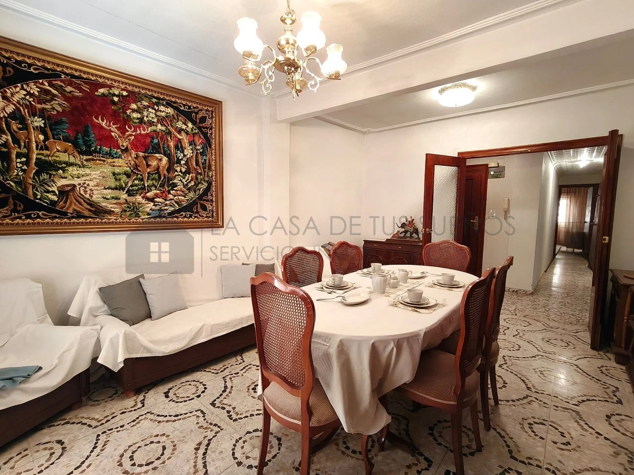 Central Sax flat with four bedrooms