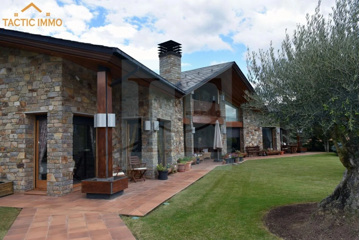 Detached mountain chalet in Montferrer