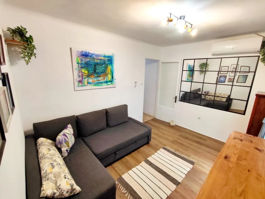 One-bedroom flat in Pep Ventura